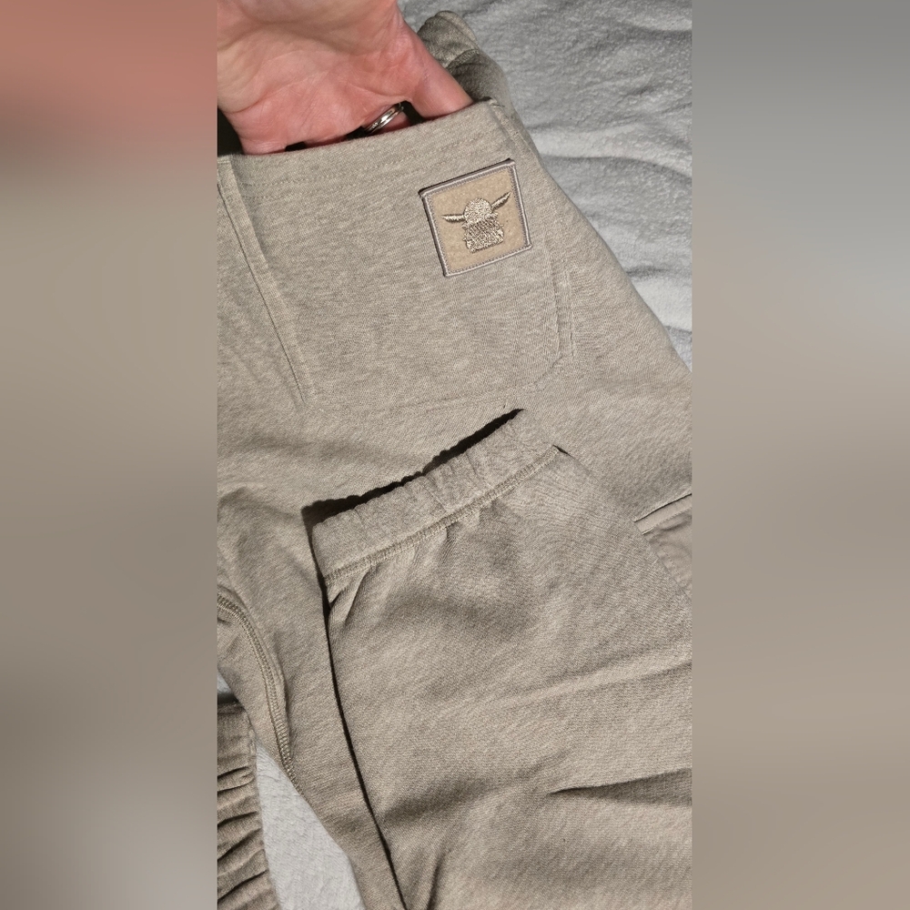 Figs Mandalorian Sweatpants 2023 Release XL - Picture 10 of 13
